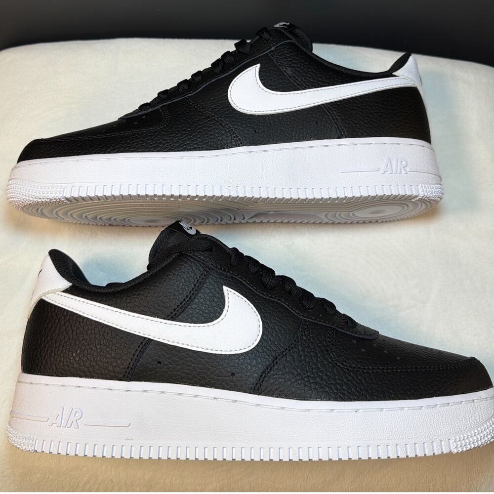 Nike Air Force 1 ’07 Black White Tumbled' CT2302-002 | 10.5M - Picture 3 of 10
